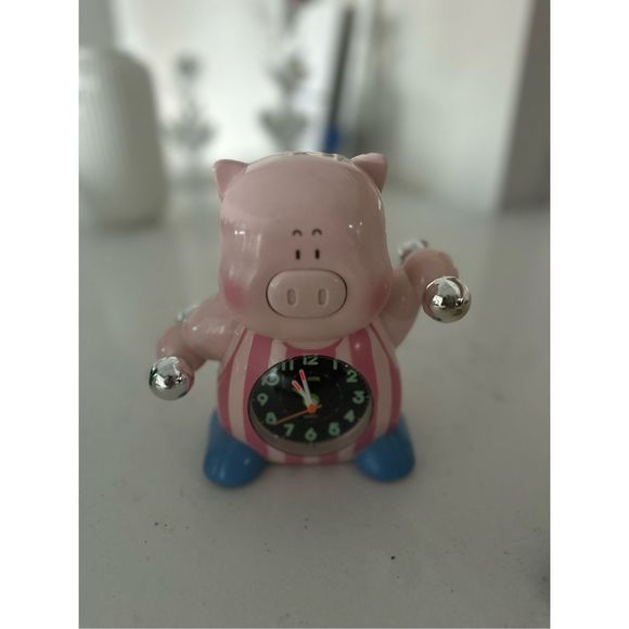 Vintage Aerobics Pig Working Alarm Clock - Picture 3 of 8